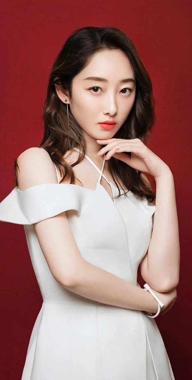 蒋梦婕个人资料有哪些（蒋梦婕明星图片颜值秀场）