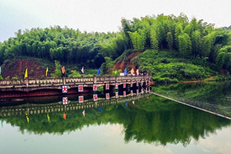 一起看看贵州赤水六大景点,赤水山川秀丽,素有千瀑之市的美誉