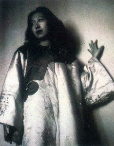 ​中国五大女作家：张爱玲杨绛领衔