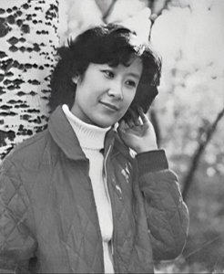 ​苏小明：离婚38年，出国留学后再婚，前夫的现状如何了？