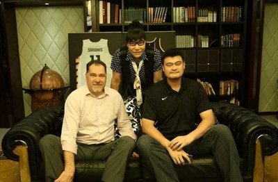 ​女篮名将郑海霞：坐拥大校军衔，嫁给1米9街道临时工，现状如何？