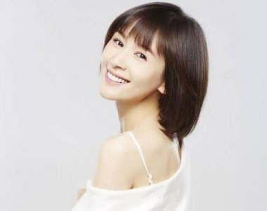 ​王子文被传“男助理陪睡” 工作室声明：与女助理关系良好