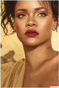 ​女企业家蕾哈娜