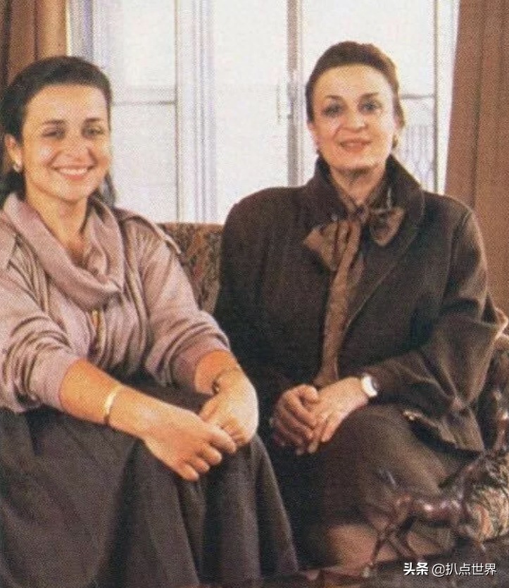 约旦传奇的“九命猫”国王,娶过四个妻子,个个才貌双全