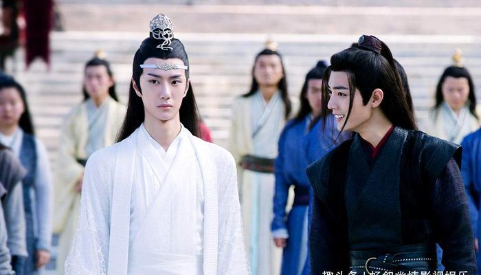《陈情令》蓝忘机什么时候对魏无羡动情的，这个细节告诉我们