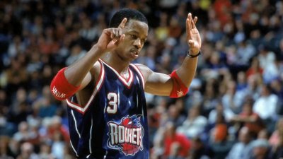 ​当年能跟艾弗森抗衡的弗朗西斯，为何迅速没落