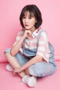 ​“赵本山之女”赵珈萱的网红之路