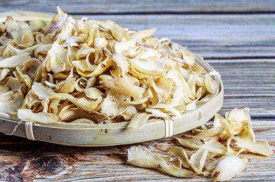 ​百合：纯洁之花，白百合的传说与传奇