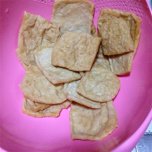 8分钟就能做好的平民家常菜,油豆腐炒肉!