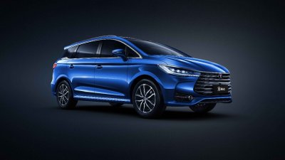 ​比亚迪宋MAX参数配置曝光 两种动力五款车型