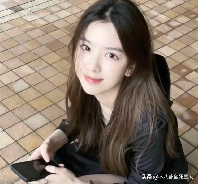 孙一宁王思聪四年前怎么认识的 出生在农村数学考6分(7)