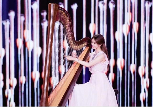 林志玲夫妇缺席中秋晚会，得知真实原因后，早就预料到了