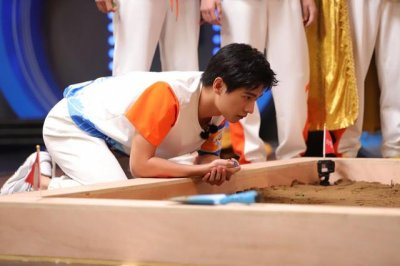 ​杨洋和李一桐在剧中什么关系（杨洋李一桐关系不一般）