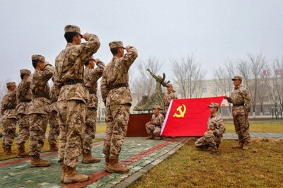 ​从“纸上学”到“事上见”，岗位建功推动主题教育成果落地生根！