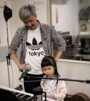 徐佳莹的老公是谁照片 和老公怀孕生子