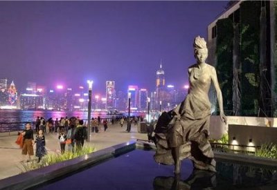 ​梅艳芳的地位能超过四大天王吗(梅艳芳张国荣刘德华的关系)