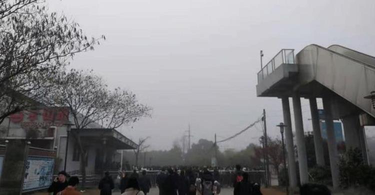 地铁城市血脉还是开发商的矿山