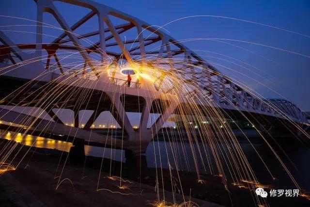 光绘摄影技巧与赏析