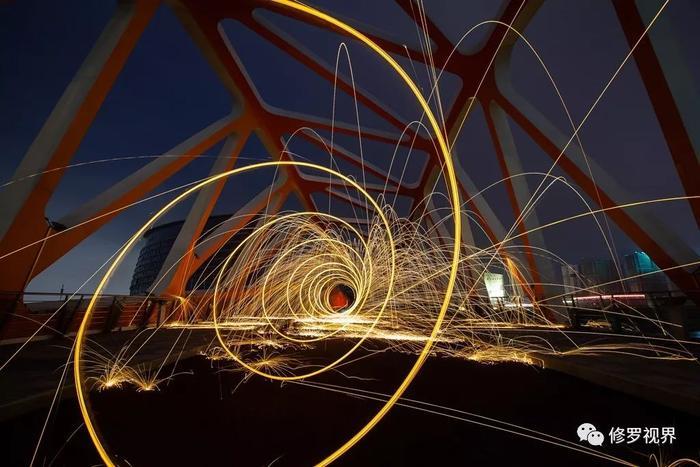 光绘摄影技巧与赏析