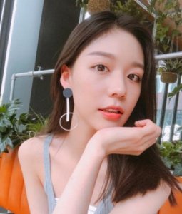 ​破产千金綦美合的爱恨情仇，不开个欧阳娜娜的站子真的屈才了