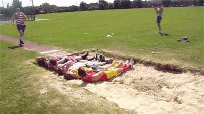 ​这些有“痛感”的图片，只是看着就已经隐隐感觉到疼了