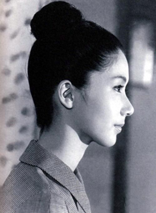 老照片：日本女影星岩下志麻