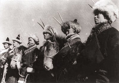 ​1950年，那场震动西北的保卫战，叛匪主力正是当年的死敌，马家军