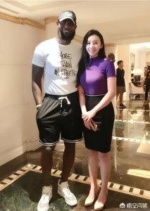 ​美女篮球主持人张曼源，身材傲人，深受观众喜爱