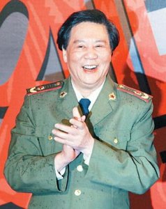 ​著名演员古月：从小父母双亡，68岁意外病逝，子女和妻子对簿公堂