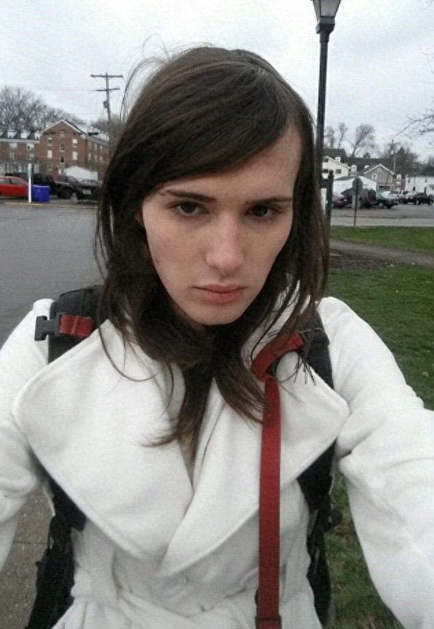 这个男人服用雌激素，17个月由男变女，现已找到男朋友