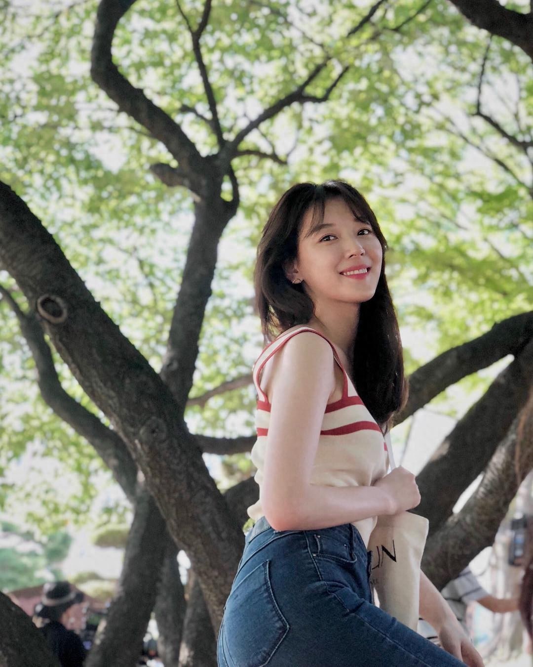 组图：韩国新晋女星赵友利