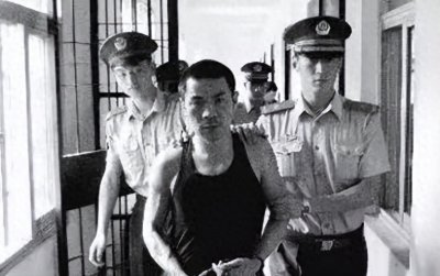 ​东北第一杀手李正光:助乔四称霸哈尔滨,凭一己之力搅乱北京娱乐业