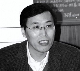 ​1984年，哈尔滨公交司机发明“水变油”，13年后却被送进监狱