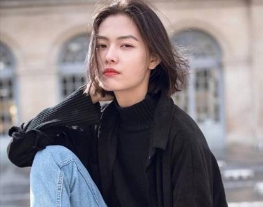 ​脸上有这些特征的女生,属于天生的“高级脸”,惊艳又耐看