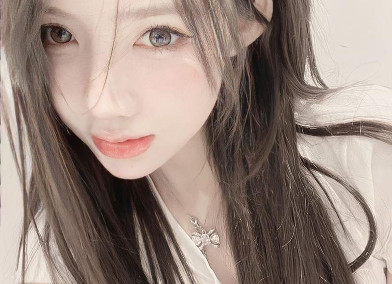 男生坐对面和旁边的心理不一样