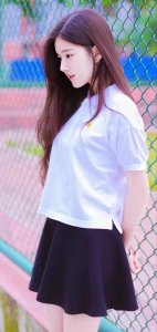 从18线的小网红到顶流明星到底经历了什么。赵露思成名史？？