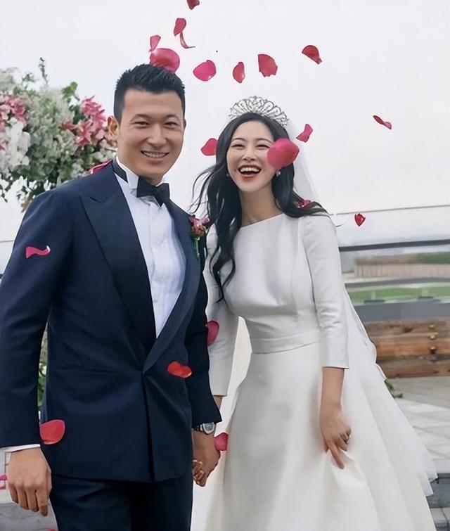 朱珠年轻时的颜值（连续10年入选世界百美）(3)