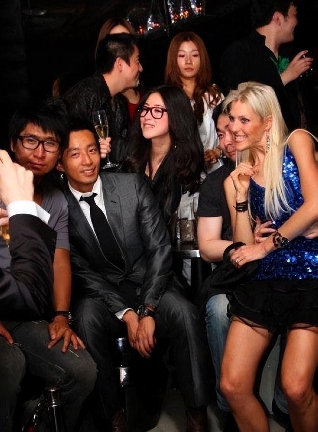 朱珠年轻时的颜值（连续10年入选世界百美）(12)