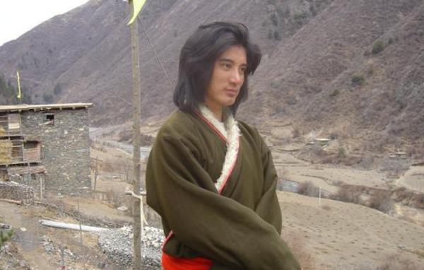 蒲巴甲04年合照（34魅力男人）(4)