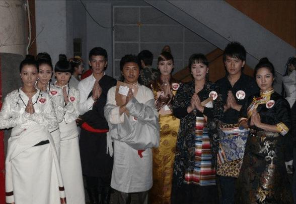 蒲巴甲04年合照（34魅力男人）(9)