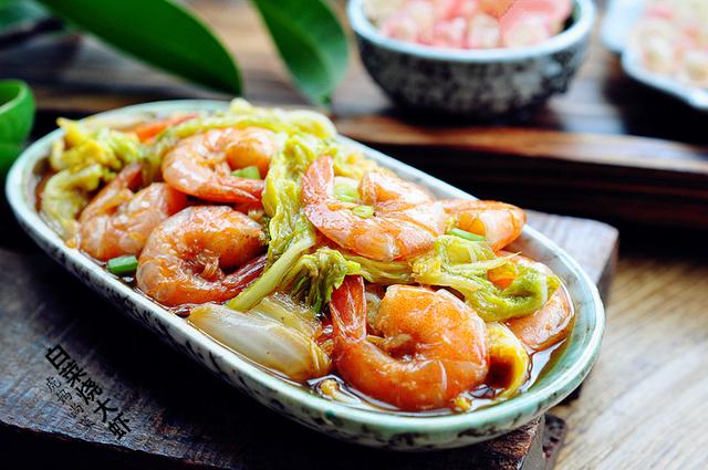 大虾最好吃的5种做法简单（10道好吃的大虾做法）(17)