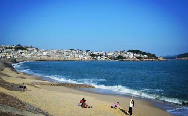 中国最美海岛之一，被称为“中国夏威夷”