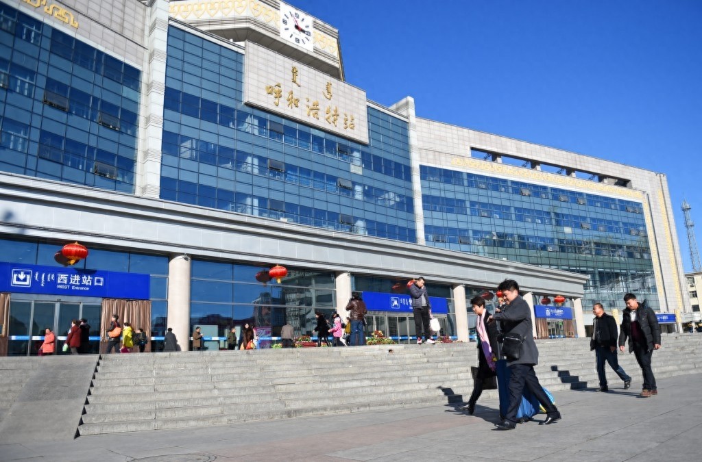 “三六九 往外走”