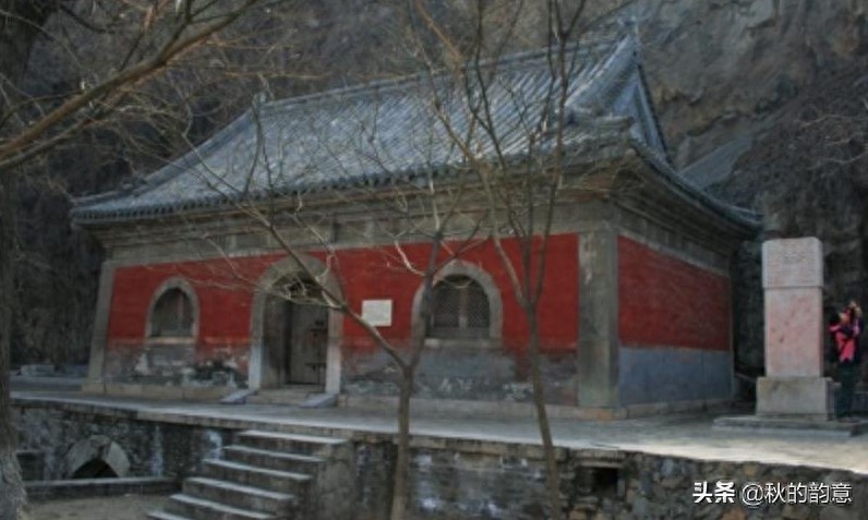 北京石花洞国家地质公园，著名景点石花洞、石钟乳、石花、石柱等