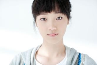 她是吴彦祖深爱的“虞姬”，《芈月传》的魏美人，真实纯美