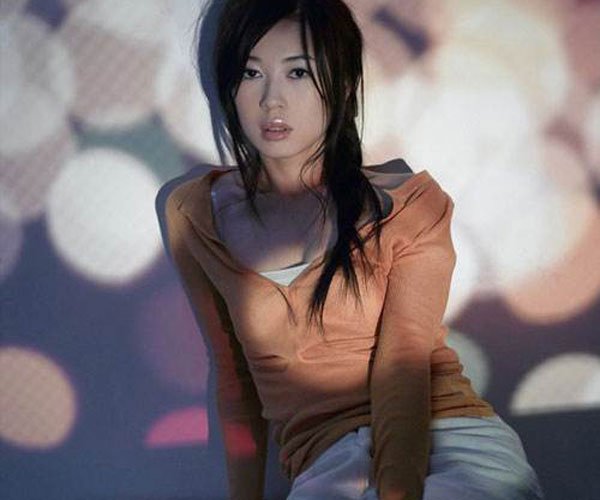 余男的嘴唇好厚怎么回事 辨识度高的演员更容易火