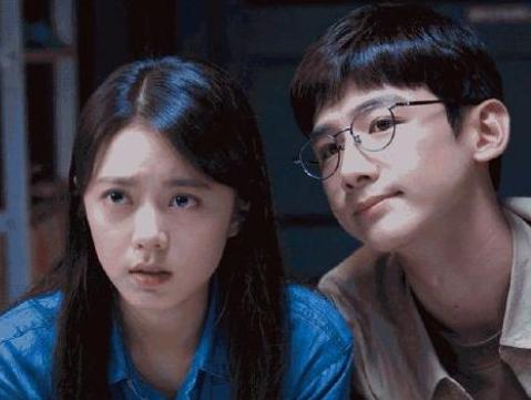 赵今麦二中校庆主持（星圈学霸赵今麦）(9)