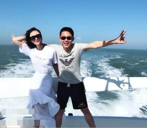 赵德汉是谁扮演（赵德汉扮演者侯勇丰富的感情经历和前后三任妻子）(2)