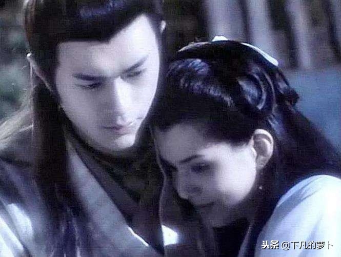 小龙女比杨过大多少岁啊(小龙女年纪比杨过大吗)