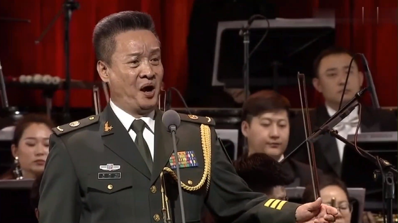 好男人阎维文：陪妻子抗癌33年，女儿嫁进名门，亲家比他还厉害